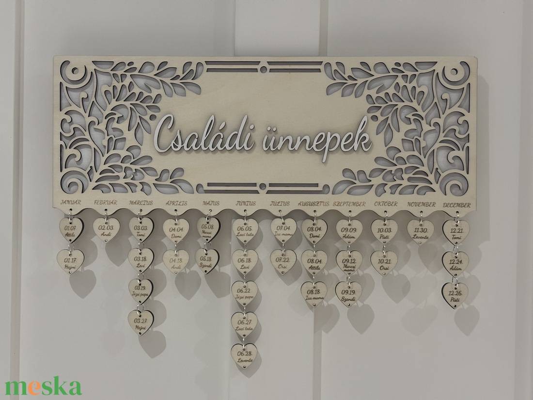 Családi örök naptár ünnepek dekor egyedi gravírozott ajándék - otthon & életmód - dekoráció - fali és függő dekoráció - falinaptár & öröknaptár - Meska.hu