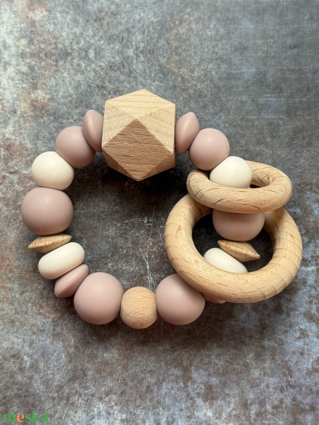 Csörgő rágóka #10 Vanília -  Rózsagyökér - Óriás hexagonnal - baba - mama - baba játékok - rágóka - Meska.hu