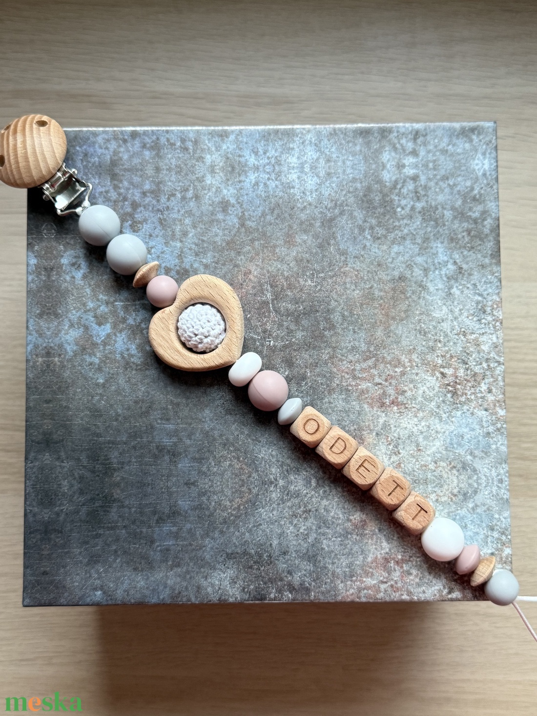 Cumilánc #08 szürke mályva fehér   - baba - mama - baba játékok - cumilánc - Meska.hu