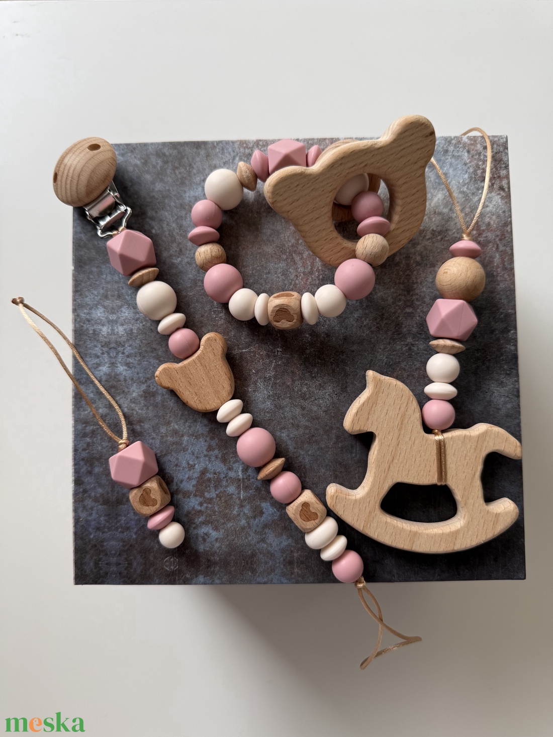 BABABOX #12 Csörgő rágóka, kulcstartó, álmok őrzője és cumilánc - baba - mama - baba játékok - rágóka - Meska.hu