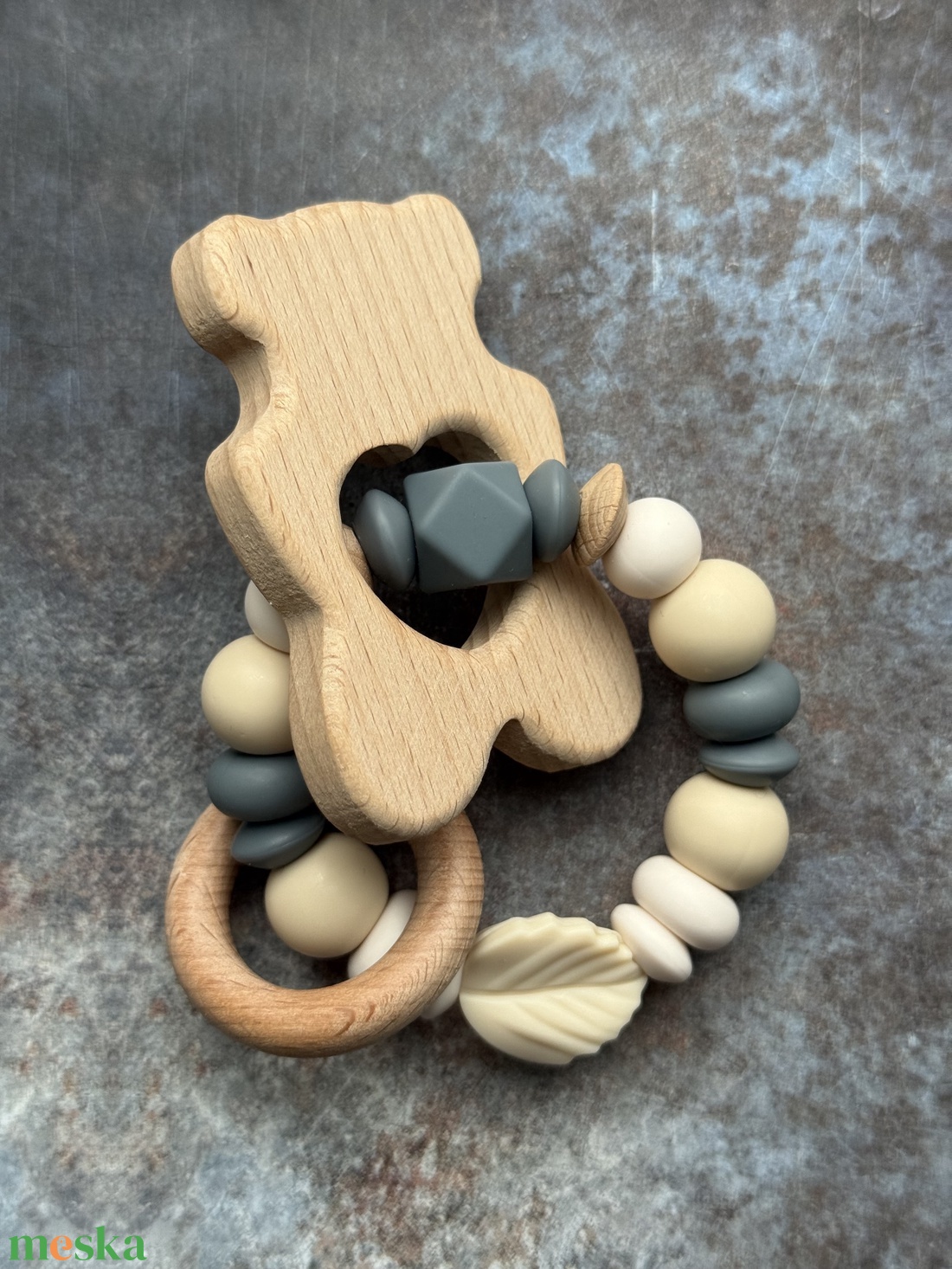 Kontrasztos Csörgő rágóka #32 Bézs Vaníla Antracit  - baba - mama - baba játékok - rágóka - Meska.hu