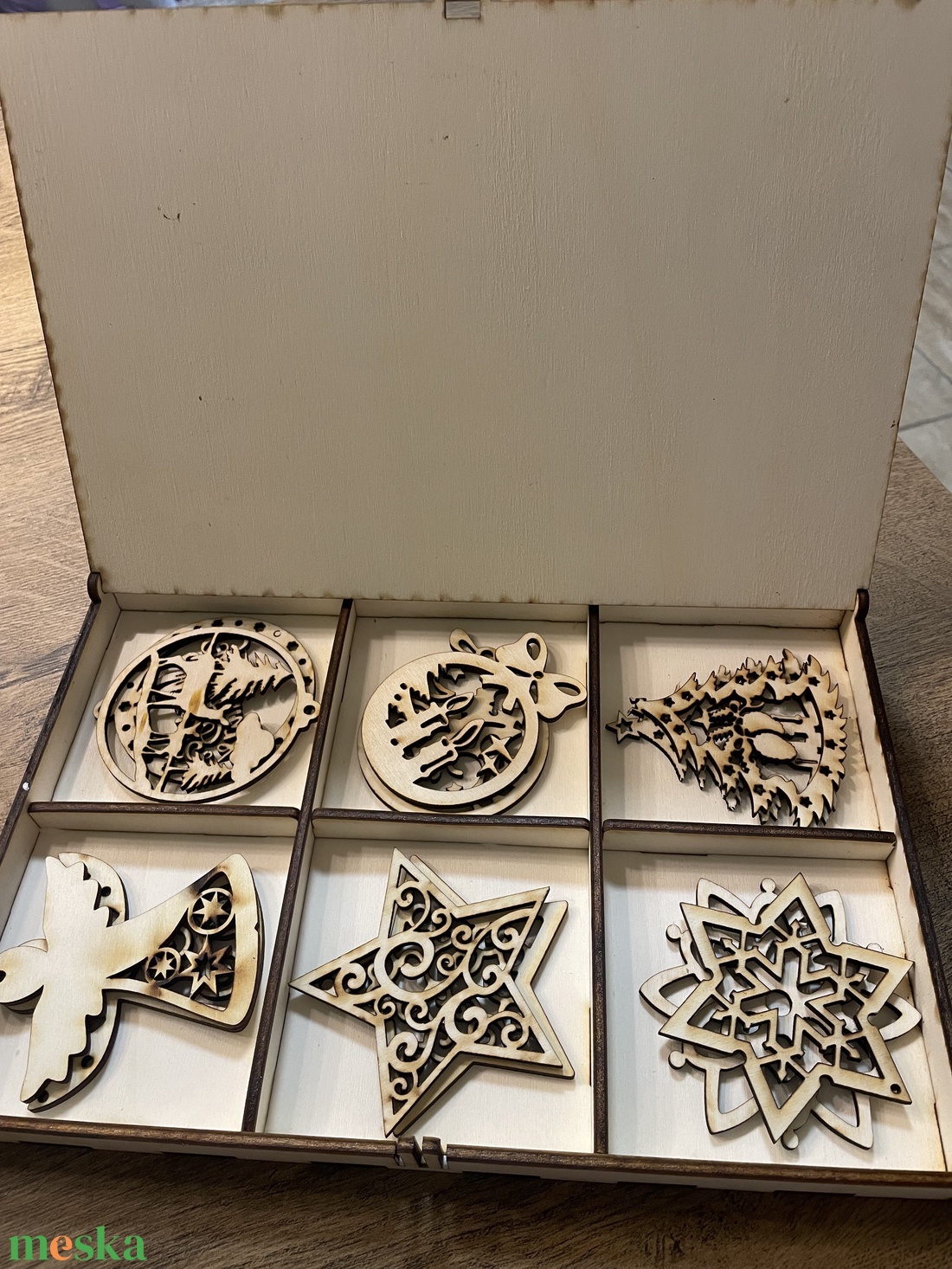 Karácsonyfa díszek dobozban - karácsony - karácsonyi lakásdekoráció - karácsonyfadíszek - Meska.hu