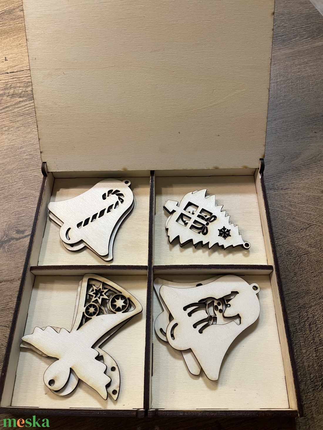 Karácsonyfadísz dobozban - karácsony - karácsonyi lakásdekoráció - karácsonyfadíszek - Meska.hu