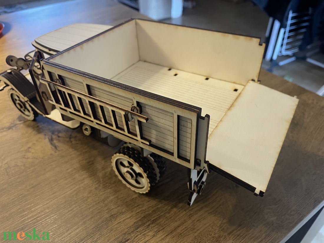 Teher autó - játék & sport - kisautók, járművek - kamion - Meska.hu