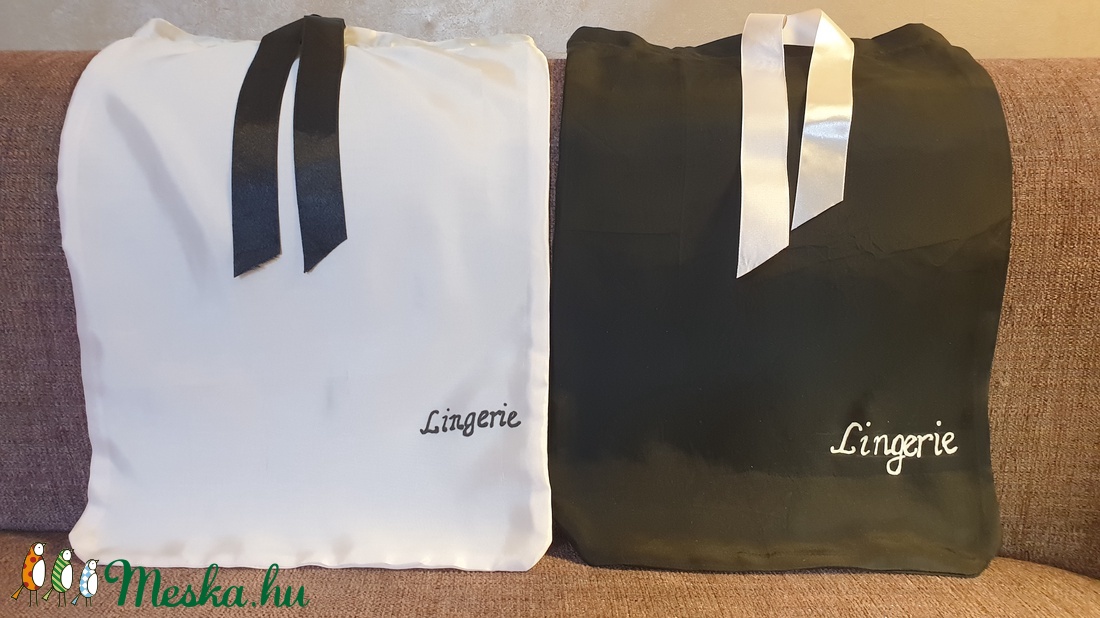 Selyem fehérneműzsák, fekete és rózsaszín zsák, textil zsák szalaggal, női selyem zsák, szalagos zsák - ruha & divat - női ruha - fürdőruha & fehérnemű - Meska.hu