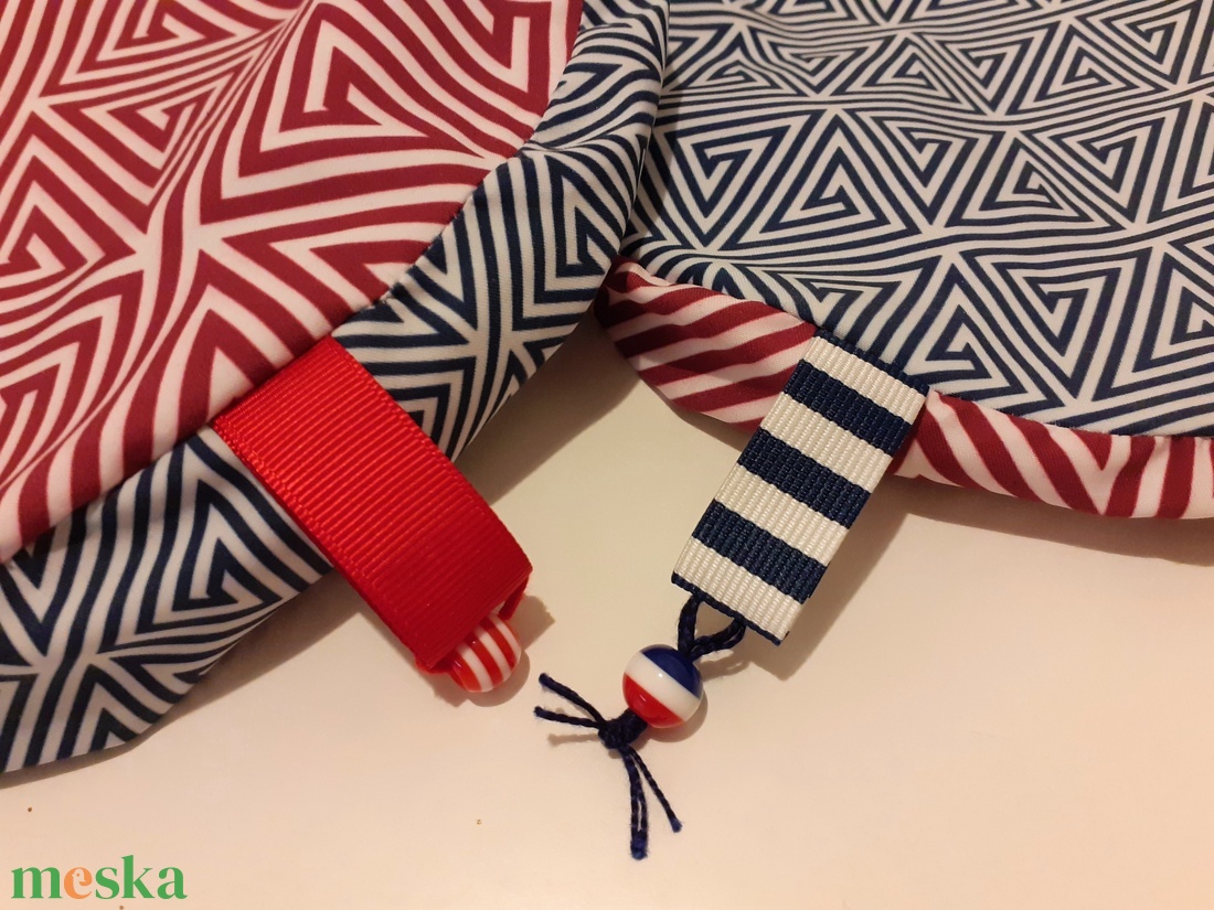 Vízhatlan nyeregvédő huzat, mintás biciklihuzat, textil nyeregvédő op-art mintával 2 változatban - táska & tok - edzőtáskák - edzőtáskák - Meska.hu