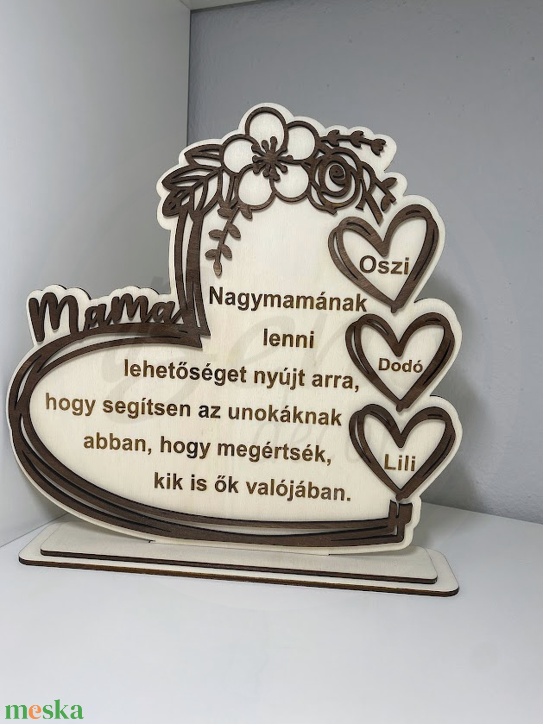 Személyre szabható virágos nagymama szívállvány - otthon & életmód - dekoráció - asztal és polc dekoráció - asztaldísz - Meska.hu Személyre szabható virágos nagymama szívállvány - otthon & életmód - dekoráció - asztal és polc dekoráció - asztaldísz - Meska.hu