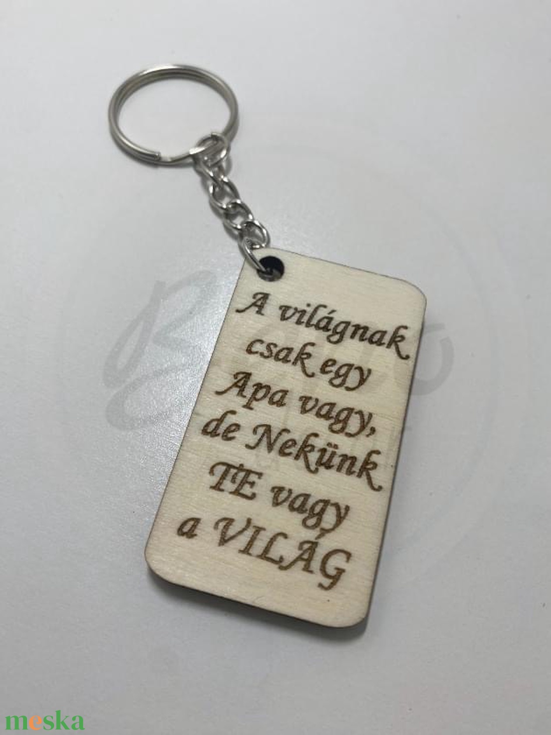 Apák napi kulcstartó - A világnak csak egy Apa vagy de Nekünk Te vagy a VILÁG - táska & tok - kulcstartó & táskadísz - kulcstartó - Meska.hu Apák napi kulcstartó - A világnak csak egy Apa vagy de Nekünk Te vagy a VILÁG - táska & tok - kulcstartó & táskadísz - kulcstartó - Meska.hu