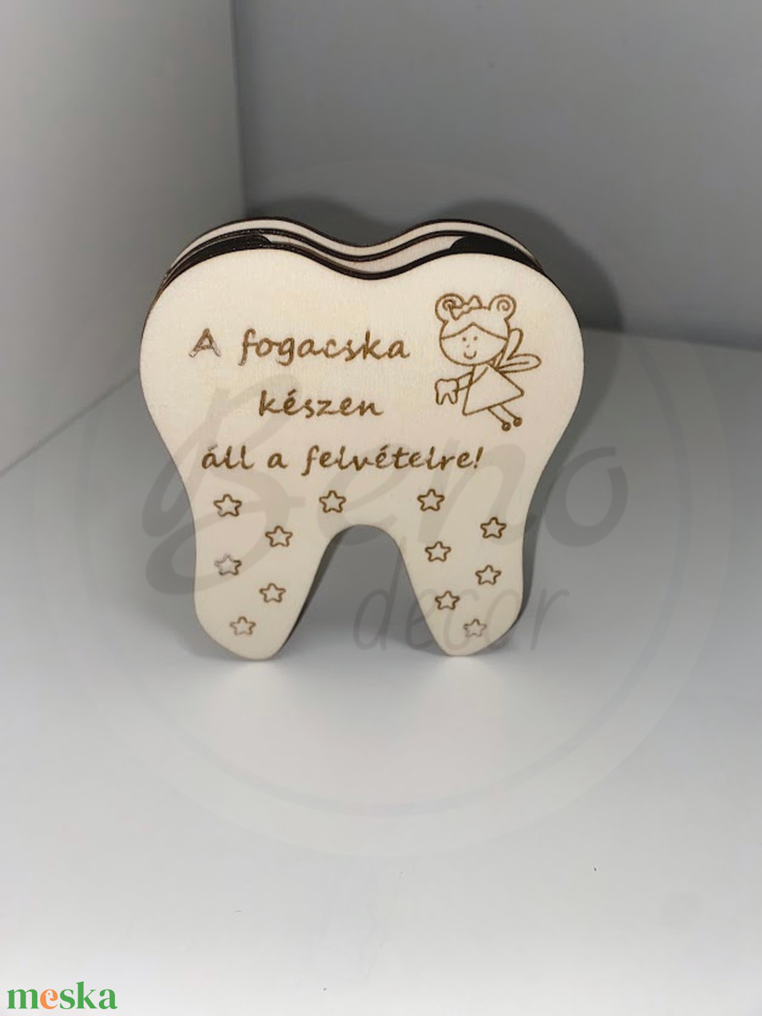 Fogátadó - A fogacska készen áll a felvételre - kellékek & szerszámok - fa - egyéb fatermék - Meska.hu Fogátadó - A fogacska készen áll a felvételre - kellékek & szerszámok - fa - egyéb fatermék - Meska.hu