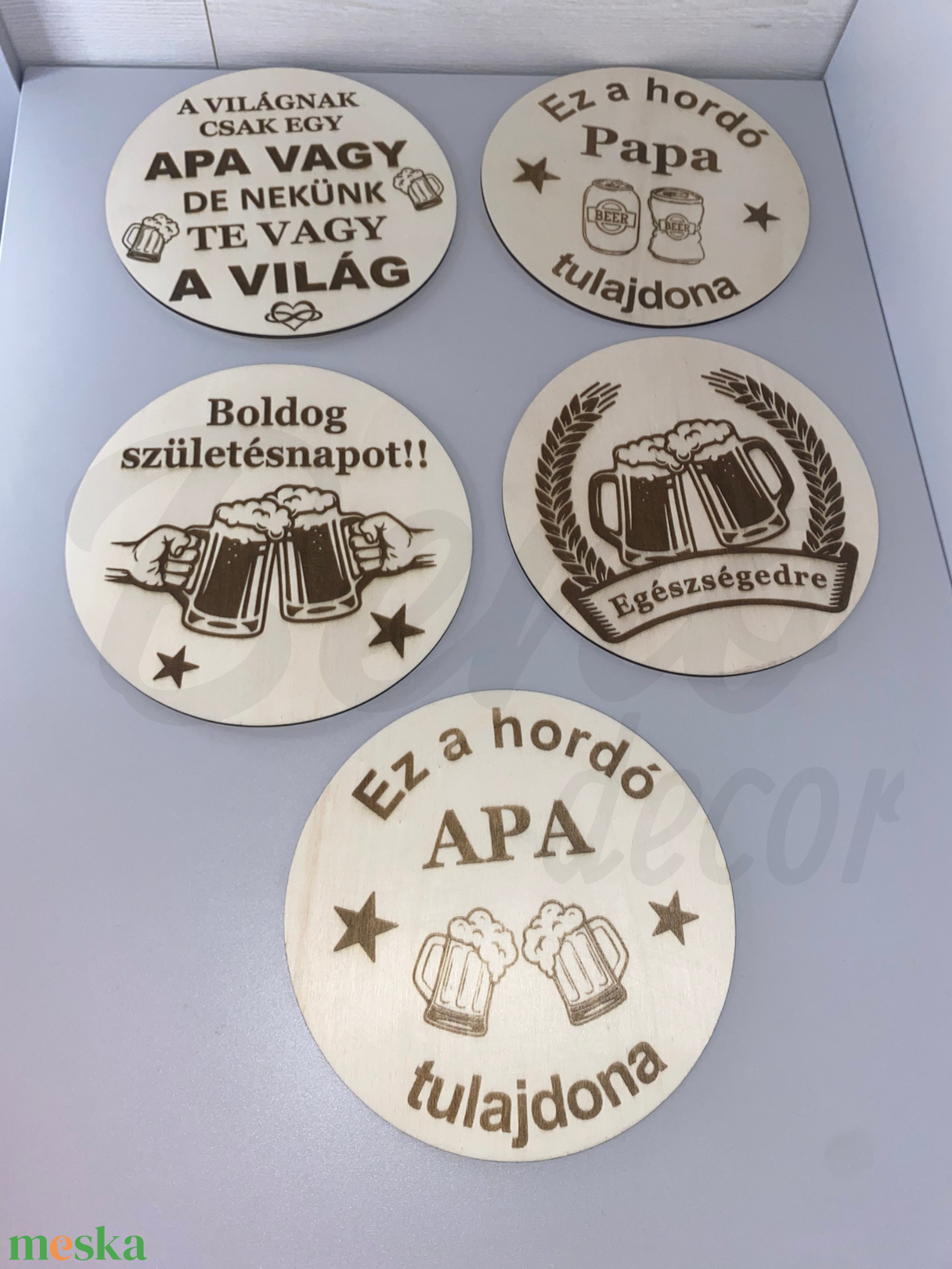 Gravírozott söröshordó ajándék dobozos sör tartó - otthon & életmód - konyhafelszerelés, tálalás - italos kellékek - sörtartó - Meska.hu Gravírozott söröshordó ajándék dobozos sör tartó - otthon & életmód - konyhafelszerelés, tálalás - italos kellékek - sörtartó - Meska.hu