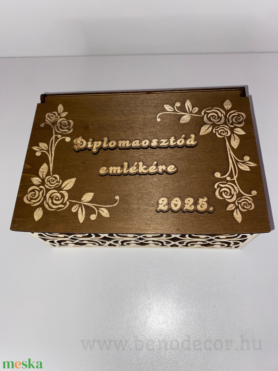 Rózsa mintás fa díszdoboz - személyre szabható felirattal - otthon & életmód - dekoráció - asztal és polc dekoráció - díszdoboz - Meska.hu Rózsa mintás fa díszdoboz - személyre szabható felirattal - otthon & életmód - dekoráció - asztal és polc dekoráció - díszdoboz - Meska.hu