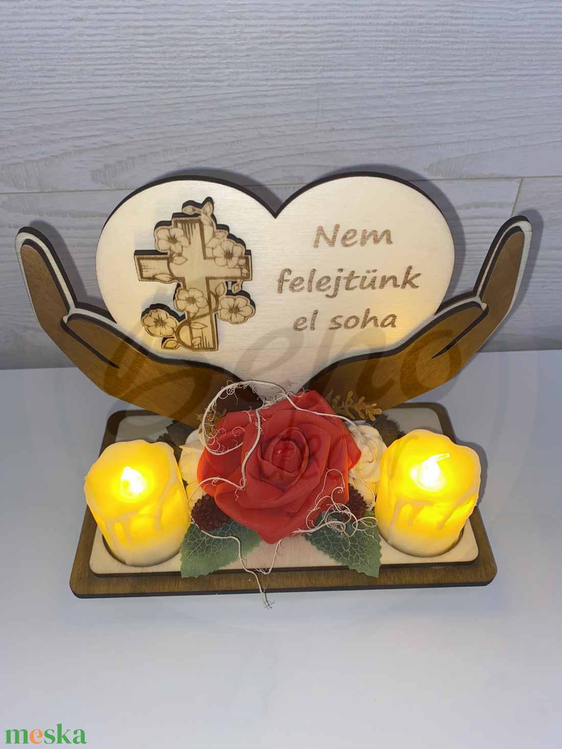 Kegyeleti dísz fa szívvel és LED mécsesekkel  Nem felejtünk el soha - otthon & életmód - vallás - temetkezési tárgy - Meska.hu