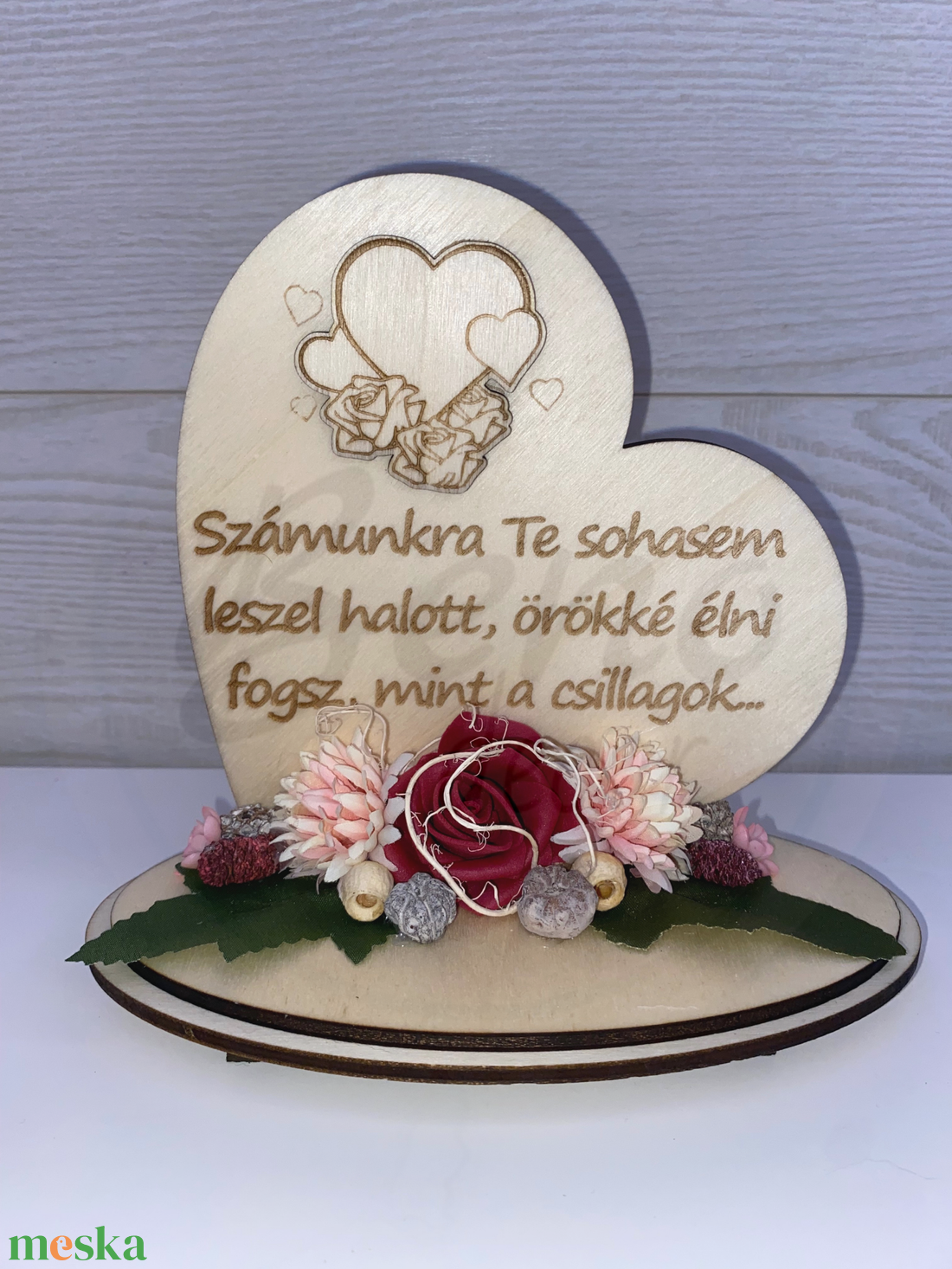 Kegyeleti szív dísz  Számunkra Te sohasem leszel halott felirattal, bordó rózsával - otthon & életmód - vallás - temetkezési tárgy - sírdísz, kegyeleti dísz - Meska.hu