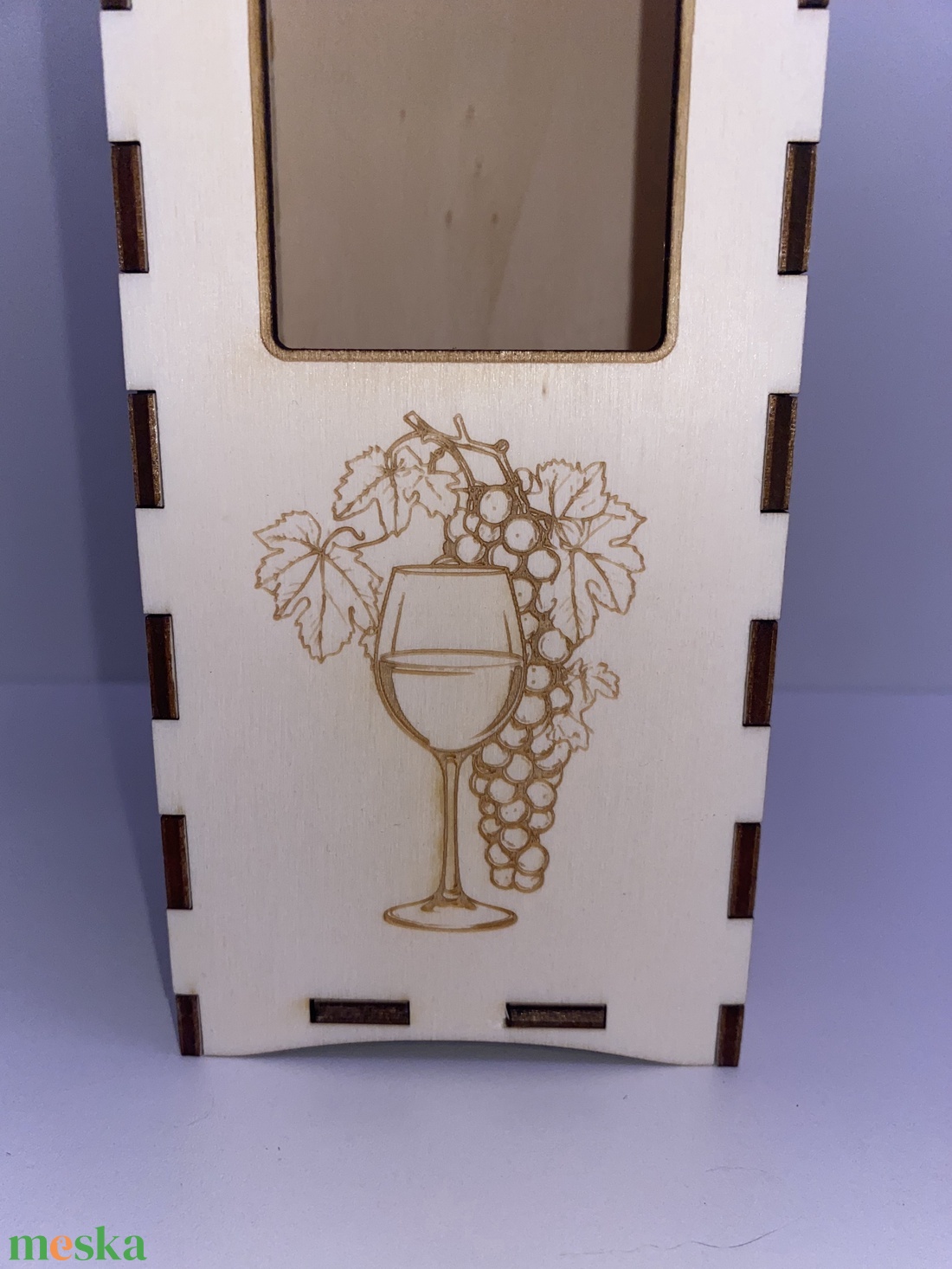 Fa borosüveg díszdoboz szőlőmintával  gravírozott ajándékdoboz - otthon & életmód - konyhafelszerelés, tálalás - tálalás - bortartó - Meska.hu