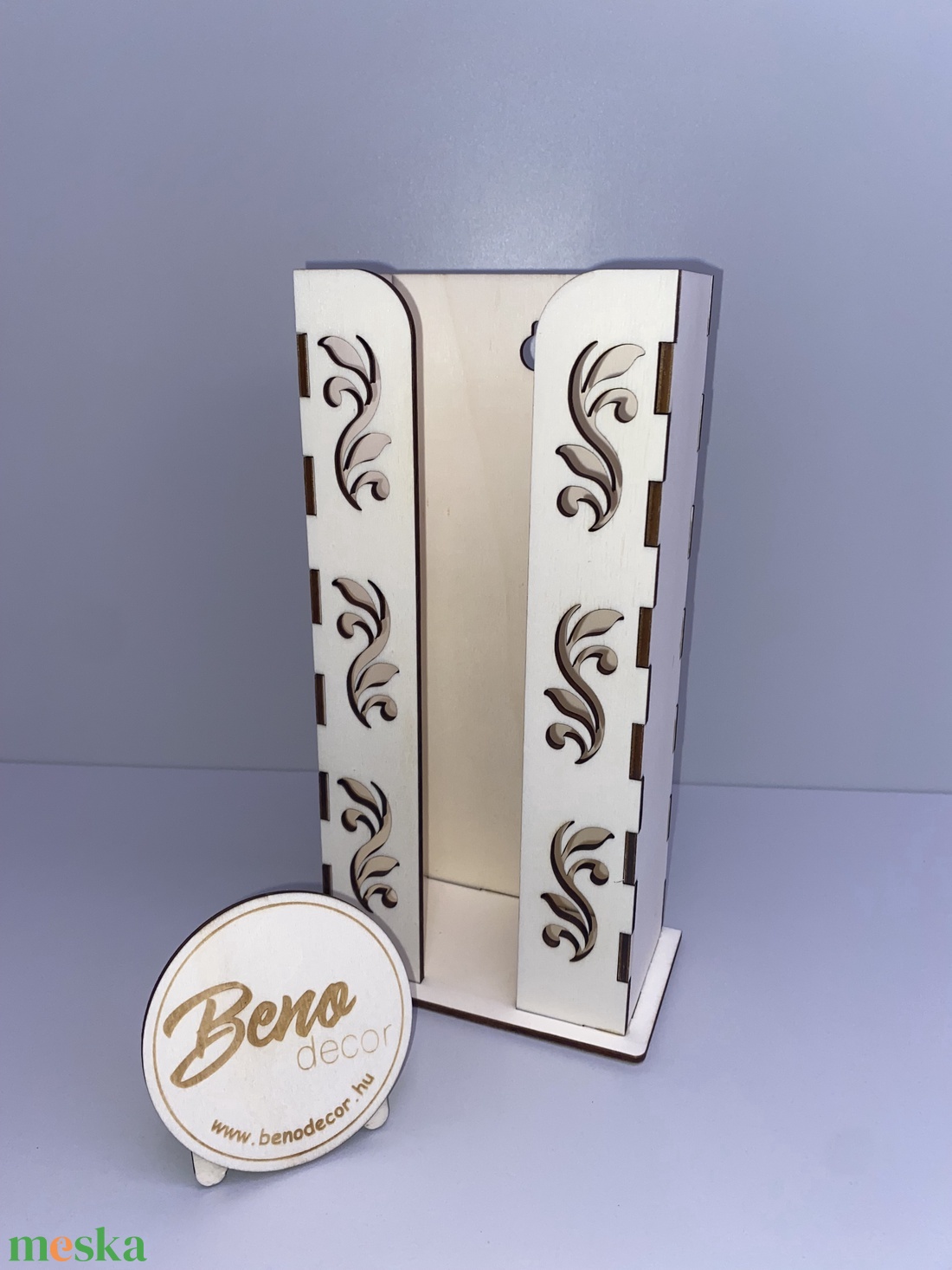 Falra akasztható zsebkendőtartó � lézervágott díszes mintával - otthon & életmód - tárolás & rendszerezés - zsebkendőtartó - Meska.hu