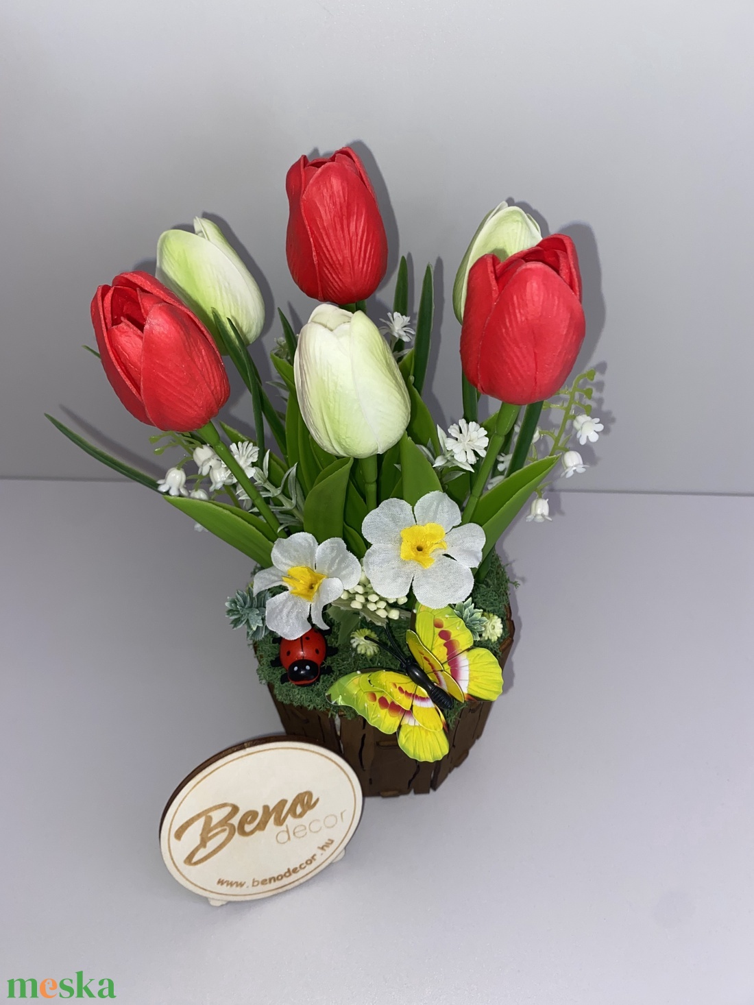 Tavaszi tulipános asztaldísz - otthon & életmód - virágdekoráció - virágdíszek - virágdísz kaspóban - Meska.hu