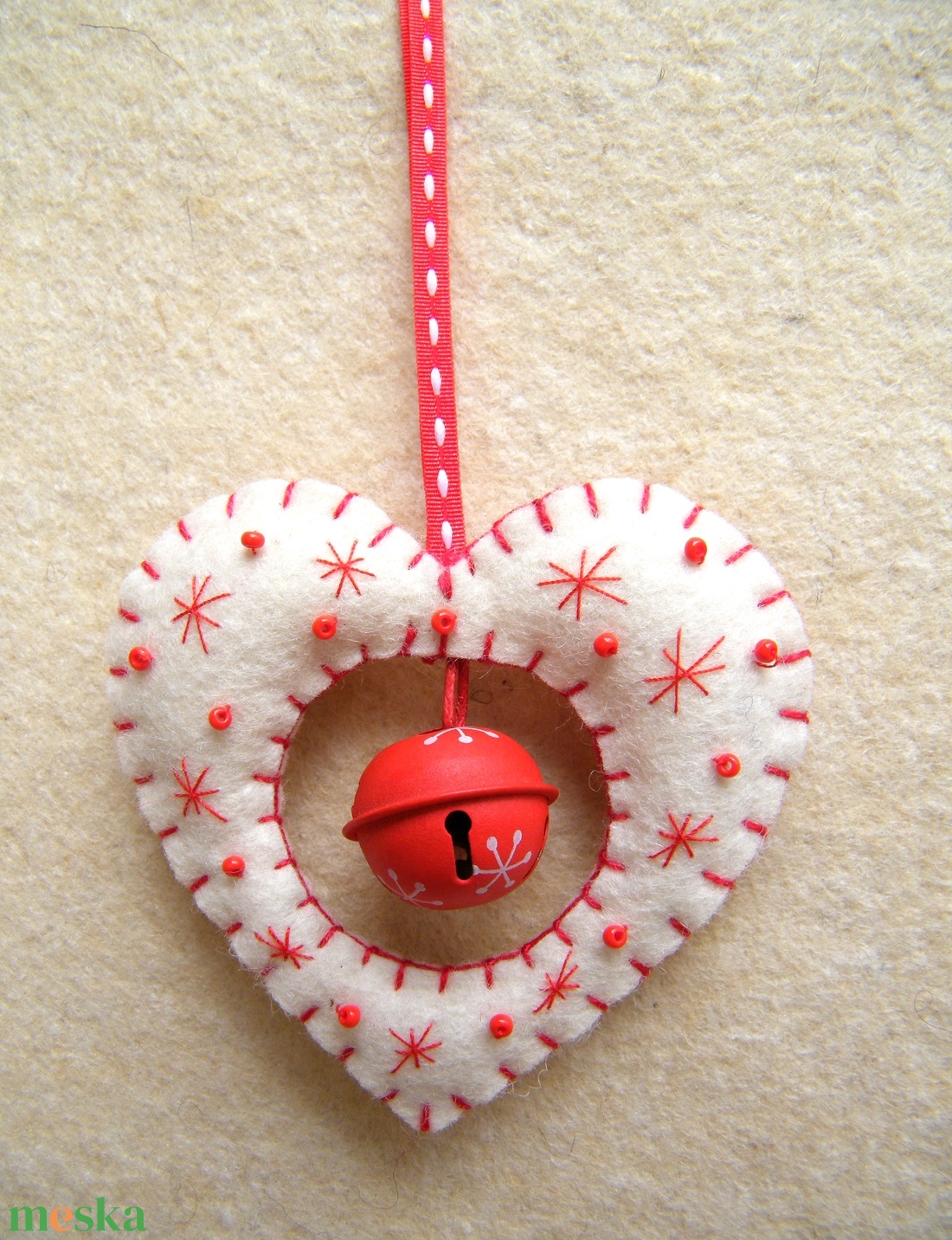 Szív alakú karácsonyfa dísz csörgővel -  - Meska.hu