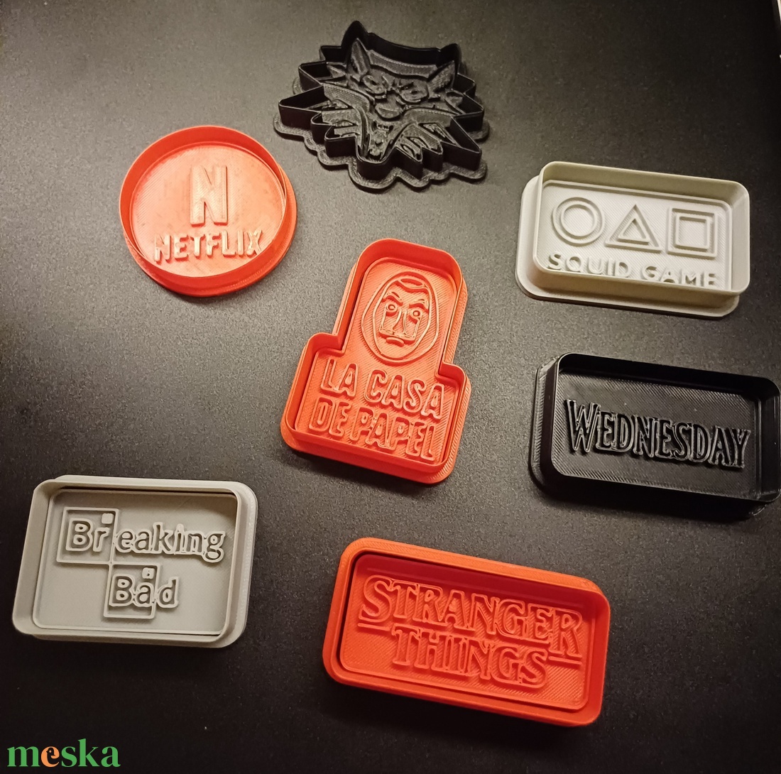  Netflix sorozatok - Süti kinyomó/kiszúró forma - Cookie Cutter : Netflix, Stranger Things, Witcher, Squid Game stb. - otthon & életmód - konyhafelszerelés, tálalás - sütés, főzés - sütikiszúró - Meska.hu