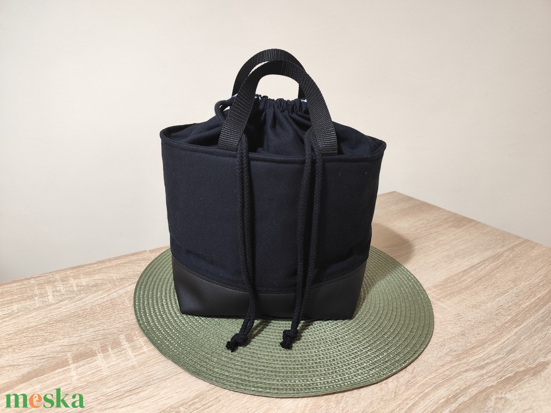 Uzsonnás táska - táska & tok - uzsonna- & ebéd tartó - ebéd tasak, doboz - Meska.hu Uzsonnás táska - táska & tok - uzsonna- & ebéd tartó - ebéd tasak, doboz - Meska.hu