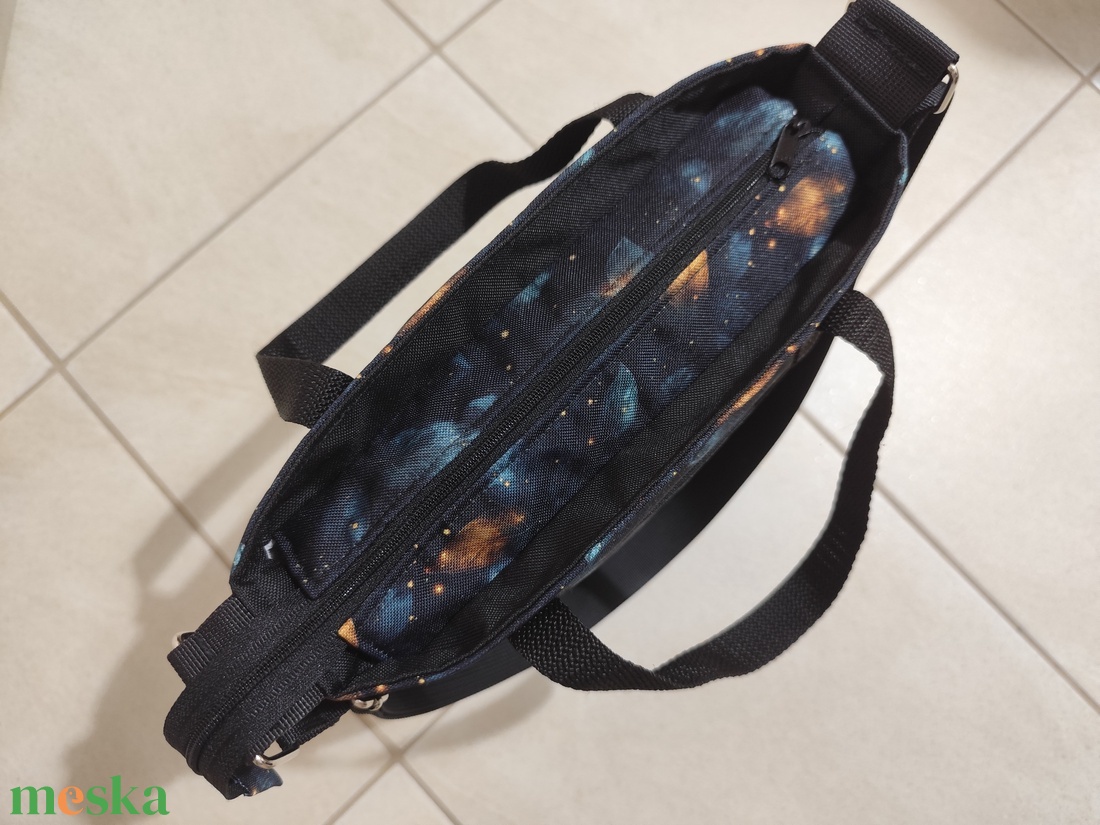 Oldaltáska  - táska & tok - kézitáska & válltáska - vállon átvethető táska - Meska.hu