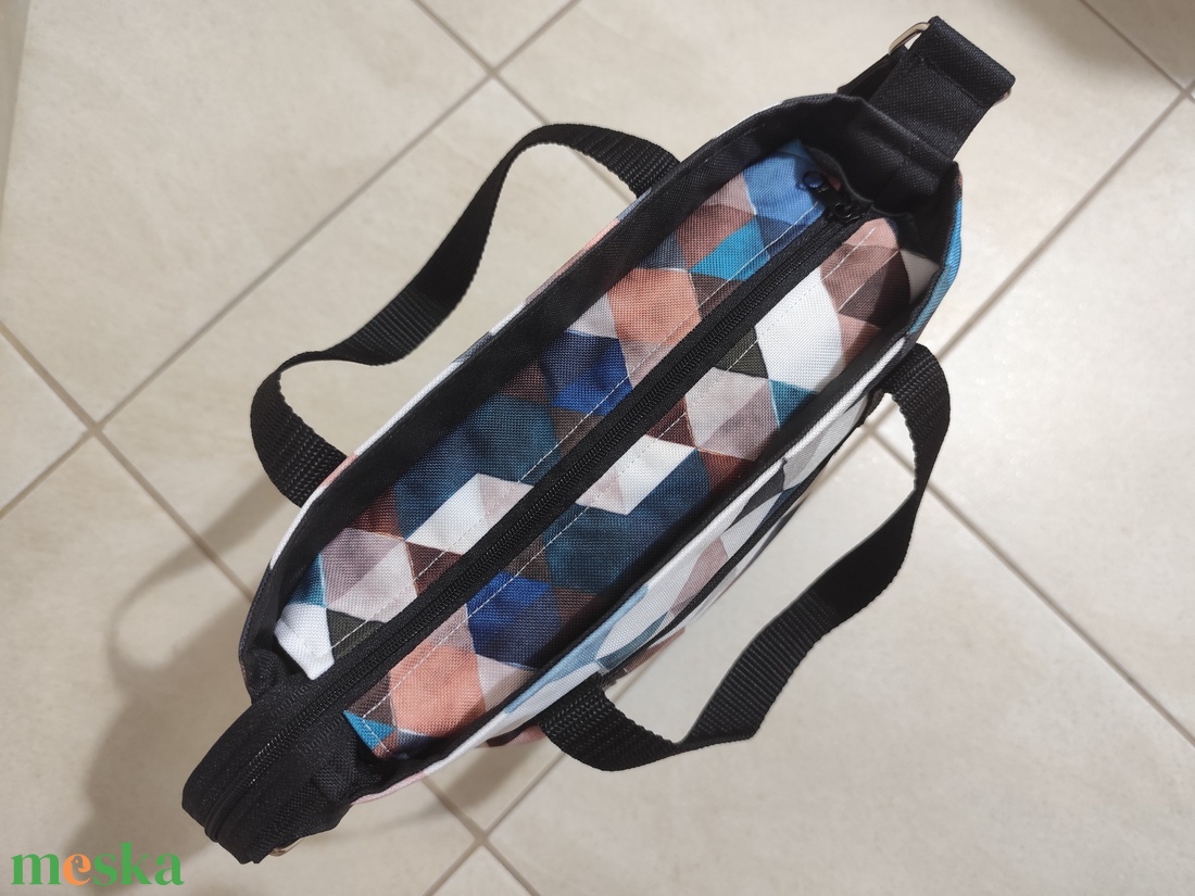 Oldaltáska  - táska & tok - kézitáska & válltáska - vállon átvethető táska - Meska.hu