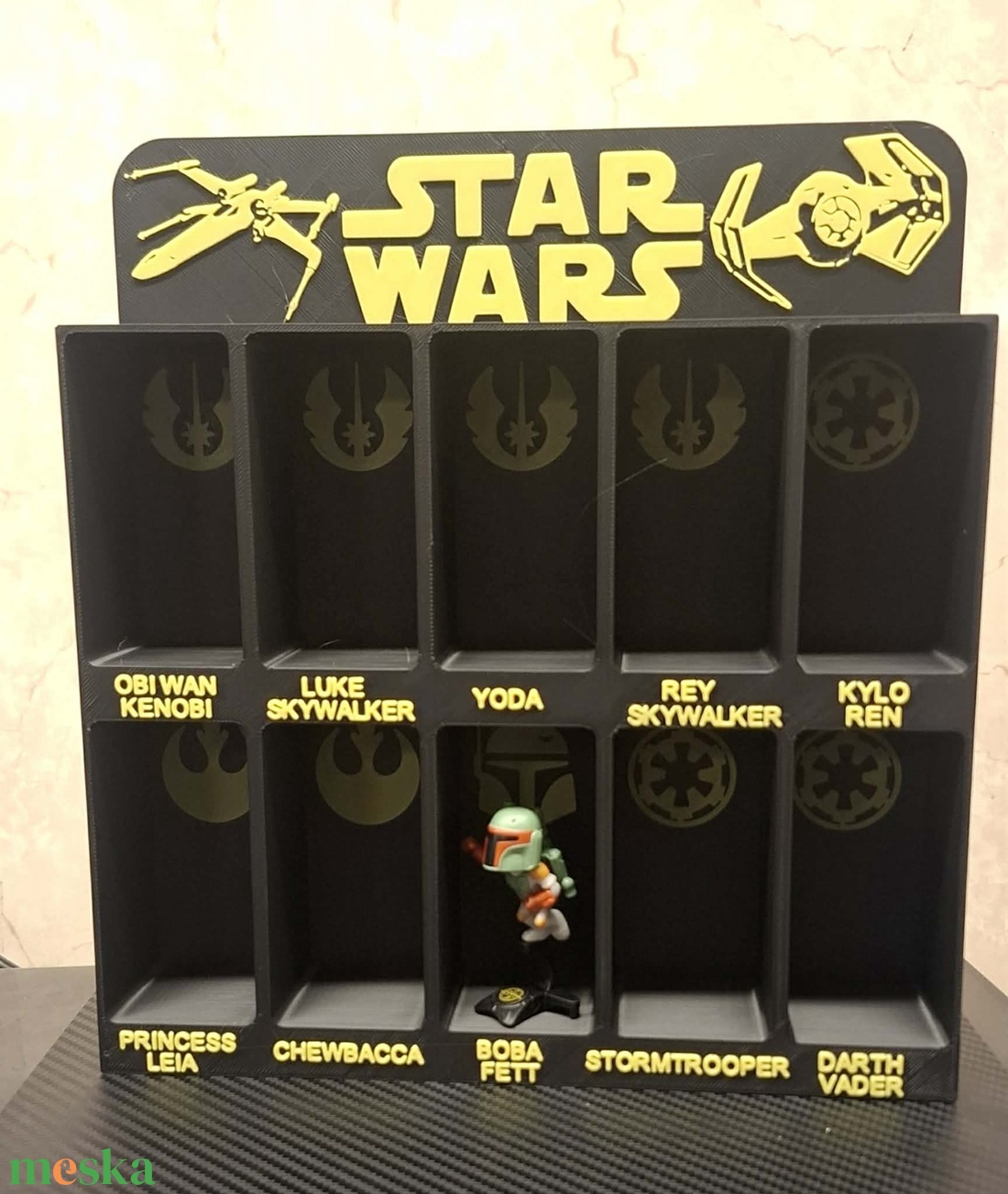 Kinder Star Wars figura tartó - otthon & életmód - dekoráció - asztal és polc dekoráció - díszdoboz - Meska.hu