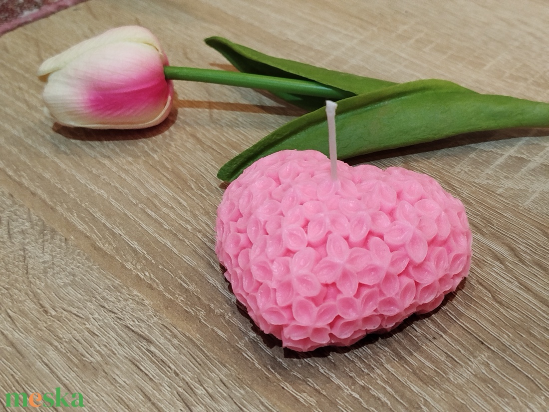 Gyönyörű pink virágos gyertya - kellékek & szerszámok - dekorációs kellékek - dekorációs gyertya - Meska.hu Gyönyörű pink virágos gyertya - kellékek & szerszámok - dekorációs kellékek - dekorációs gyertya - Meska.hu