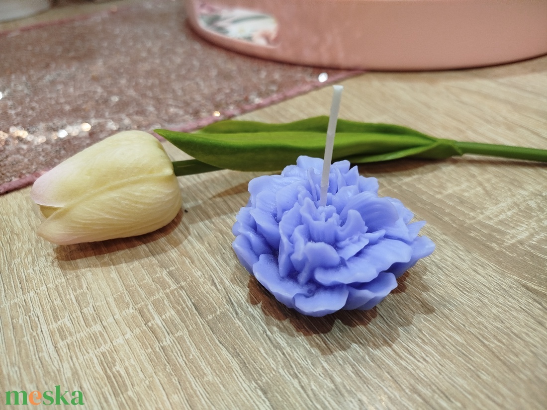 Lila virágos gyertya - otthon & életmód - gyertya, illat, aroma - gyertya - Meska.hu