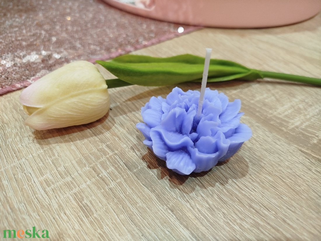 Lila virágos gyertya - otthon & életmód - gyertya, illat, aroma - gyertya - Meska.hu