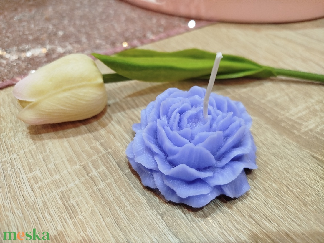 Gyönyörű lila virág alakú gyertya - otthon & életmód - gyertya, illat, aroma - gyertya - Meska.hu