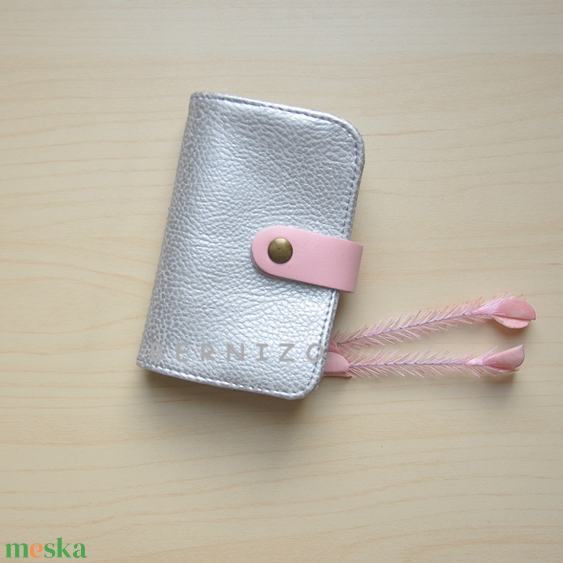 Ezüs textilbőr kártyatrartó/kártyarendező - táska & tok - pénztárca & más tok - kártyatartó & irattartó - Meska.hu