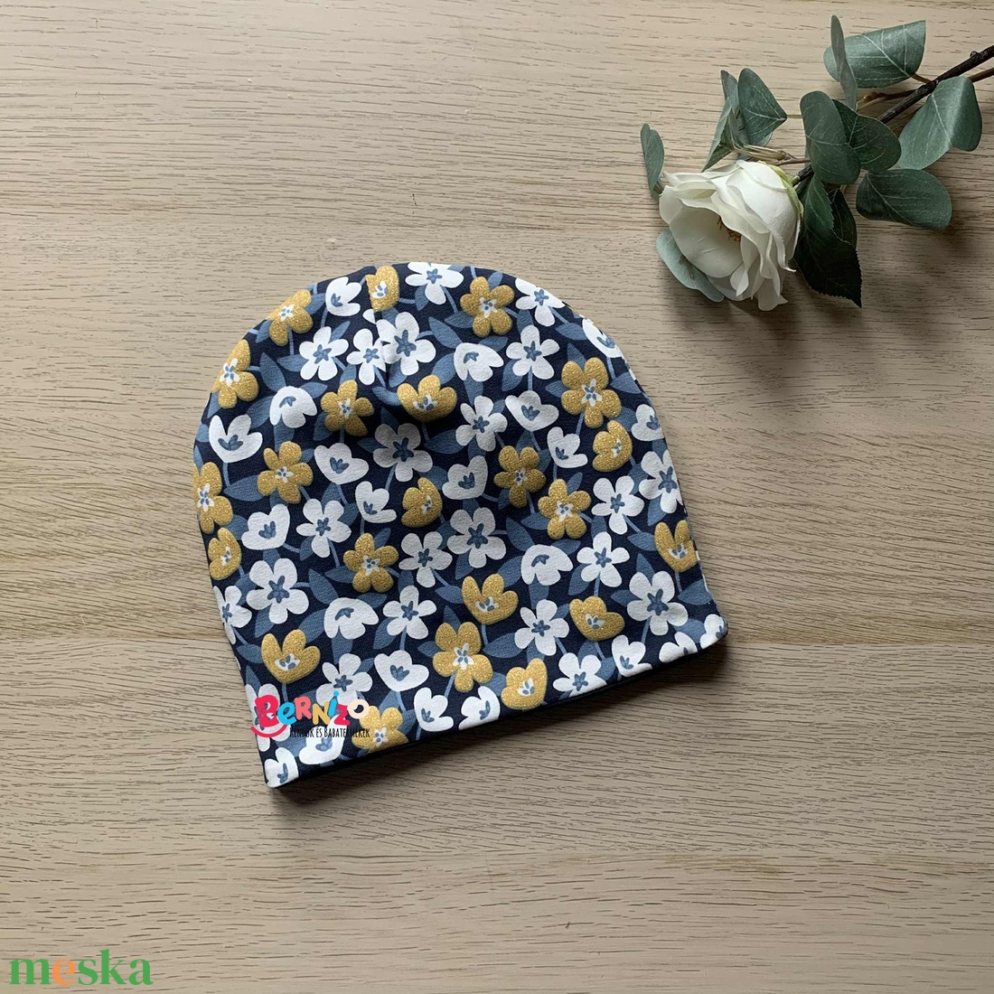 Kék csillógós virágos beanie sapka - ruha & divat - sál, sapka, kendő - sapka - Meska.hu Kék csillógós virágos beanie sapka - ruha & divat - sál, sapka, kendő - sapka - Meska.hu