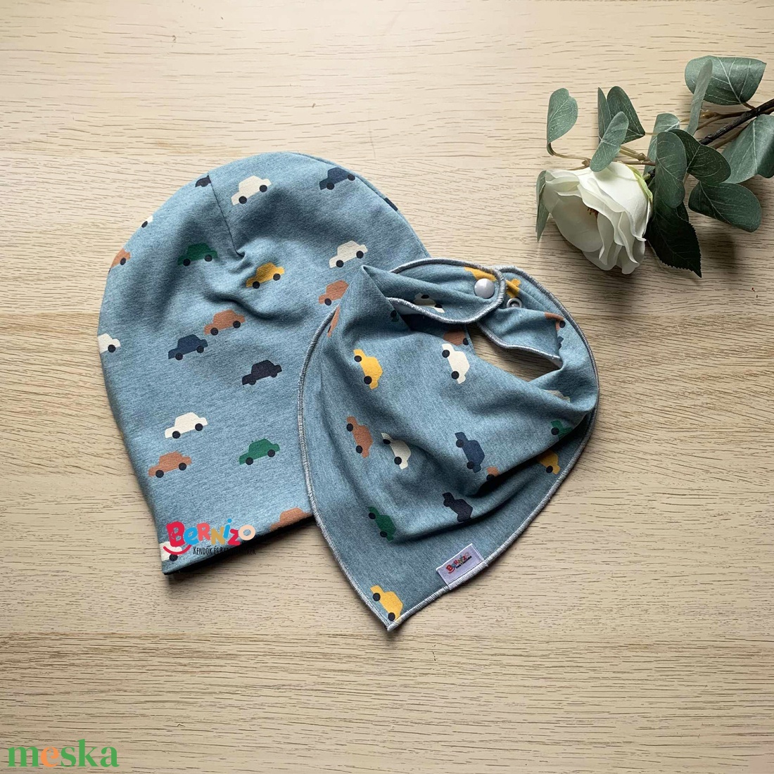Kék színes autós beanie sapka - nyálkendő szett - ruha & divat - babaruha & gyerekruha - babasapka - Meska.hu Kék színes autós beanie sapka - nyálkendő szett - ruha & divat - babaruha & gyerekruha - babasapka - Meska.hu