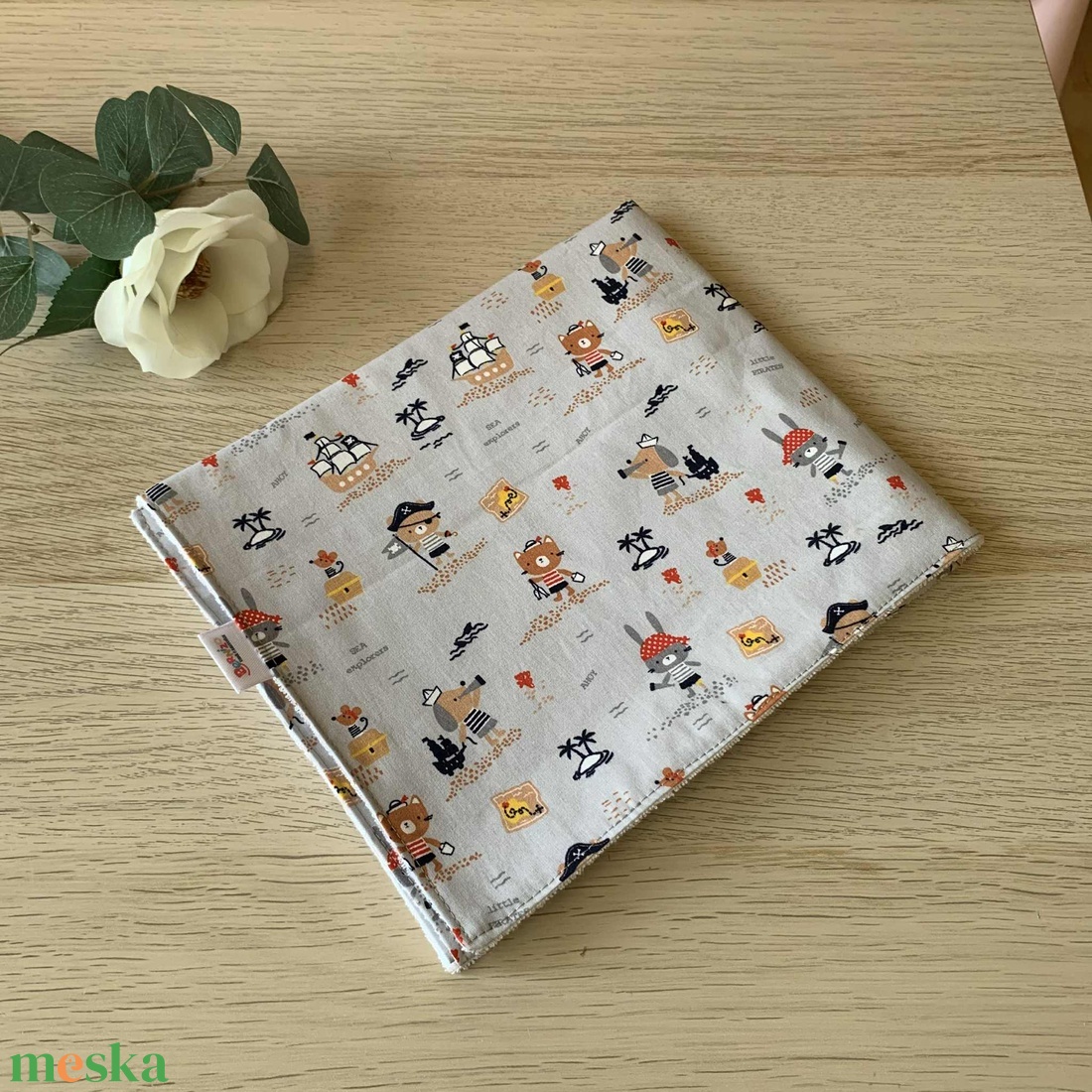 Kalózos pelenkázó alátét - szépségápolás - pelenka & babaápolás - pelenkázó alátét - Meska.hu