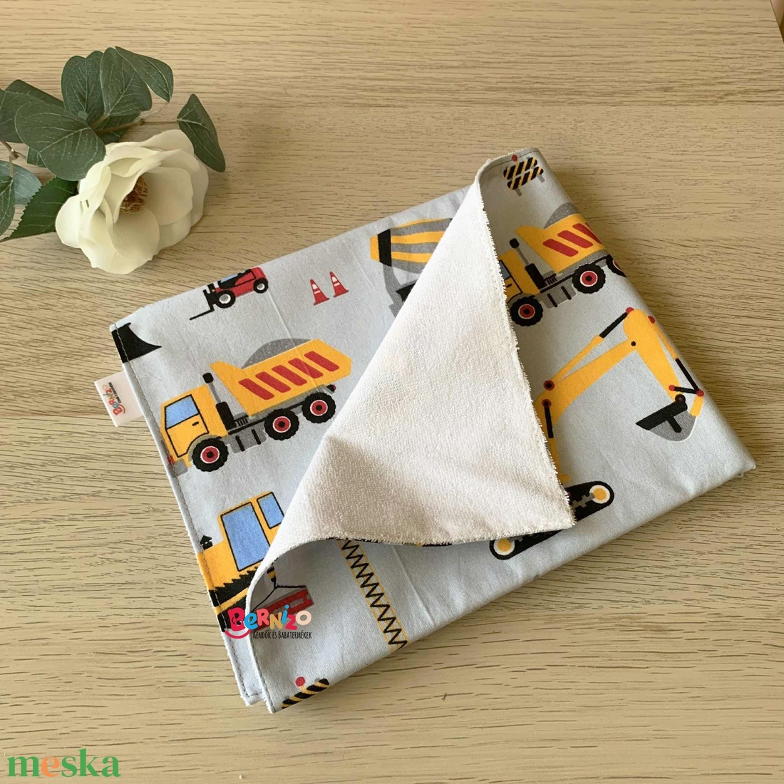 Munkagépes pelenkázó alátét - szépségápolás - pelenka & babaápolás - pelenkázó alátét - Meska.hu