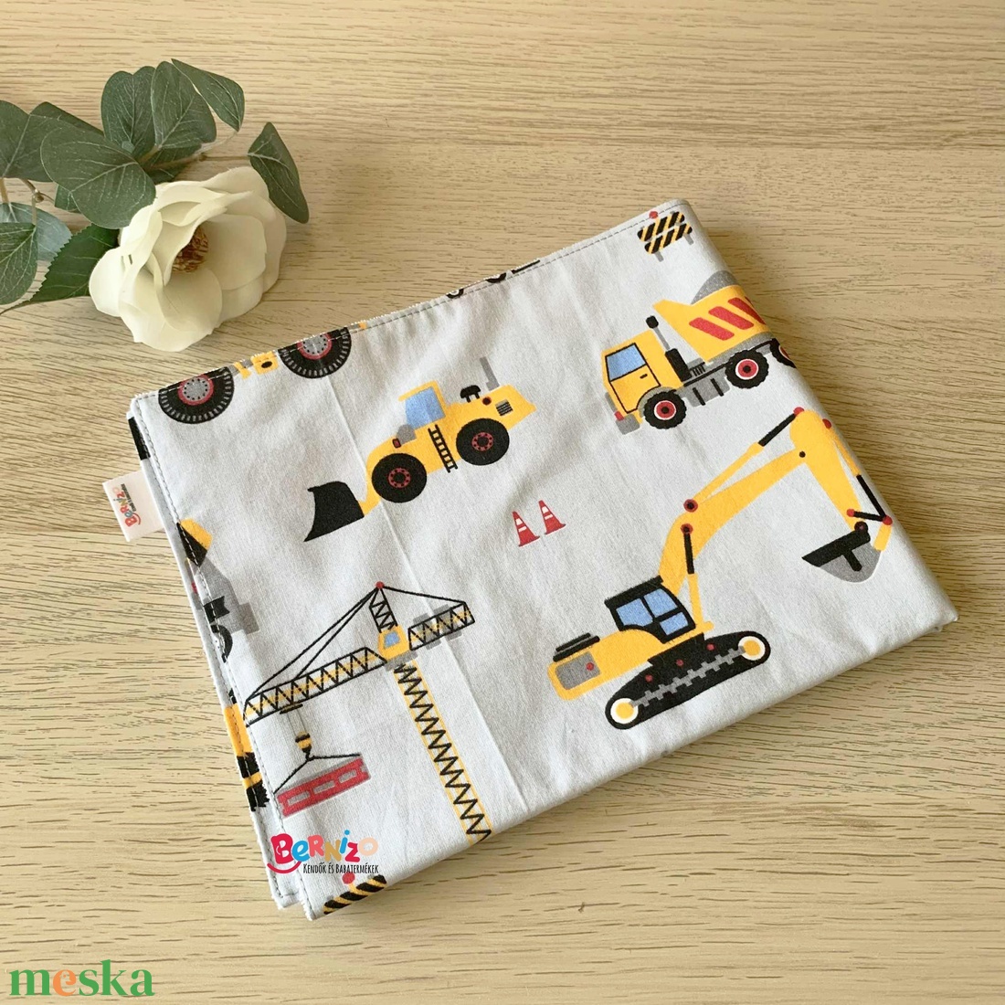 Munkagépes pelenkázó alátét - szépségápolás - pelenka & babaápolás - pelenkázó alátét - Meska.hu