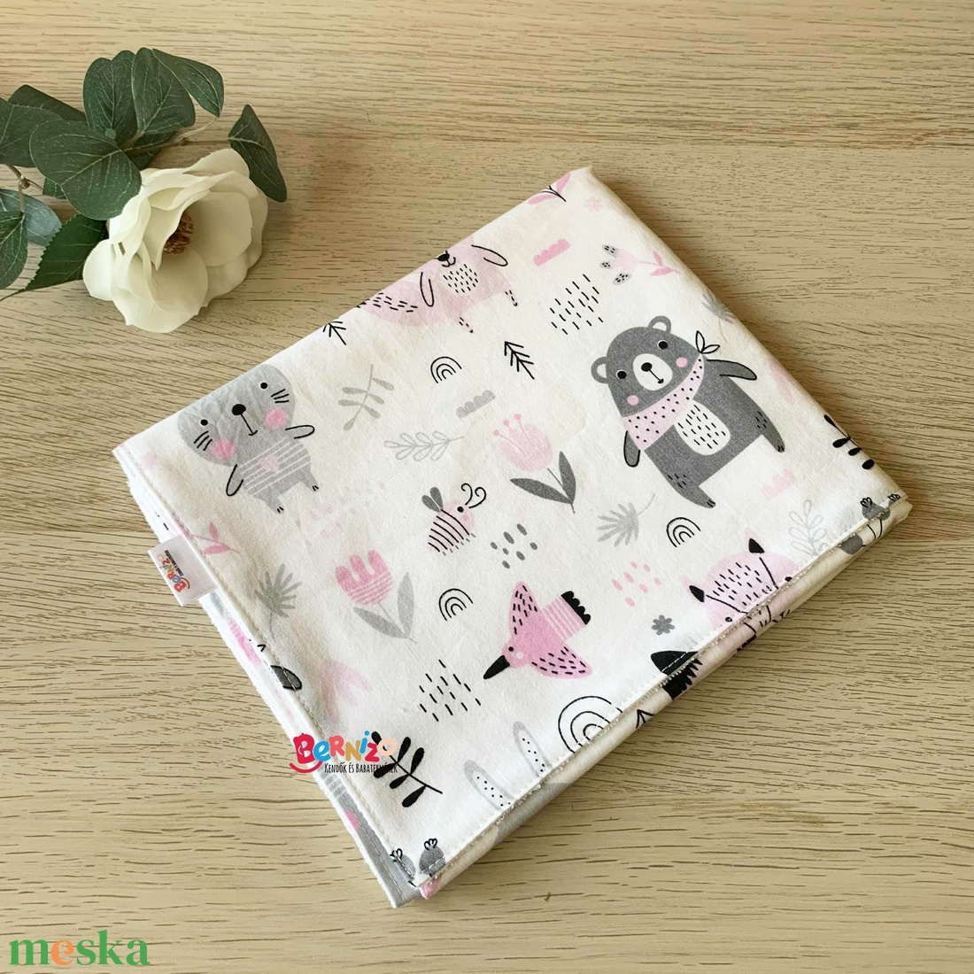 Rózsaszín nyuszis pelenkázó alátét - szépségápolás - pelenka & babaápolás - pelenkázó alátét - Meska.hu