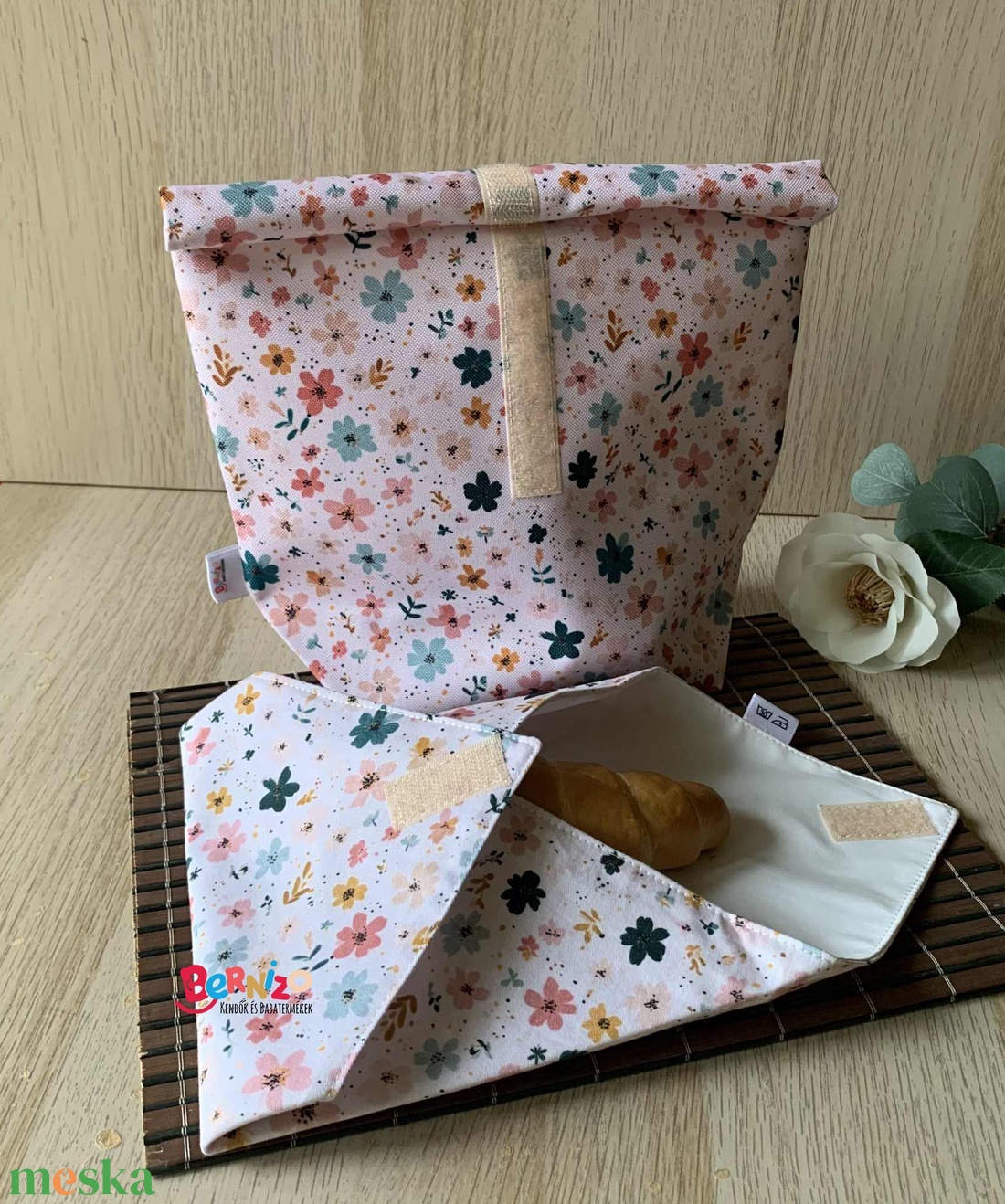 Tavaszi virágos újraszalvéta-uzsonnás zsák szett - táska & tok - uzsonna- & ebéd tartó - szendvics csomagoló - Meska.hu