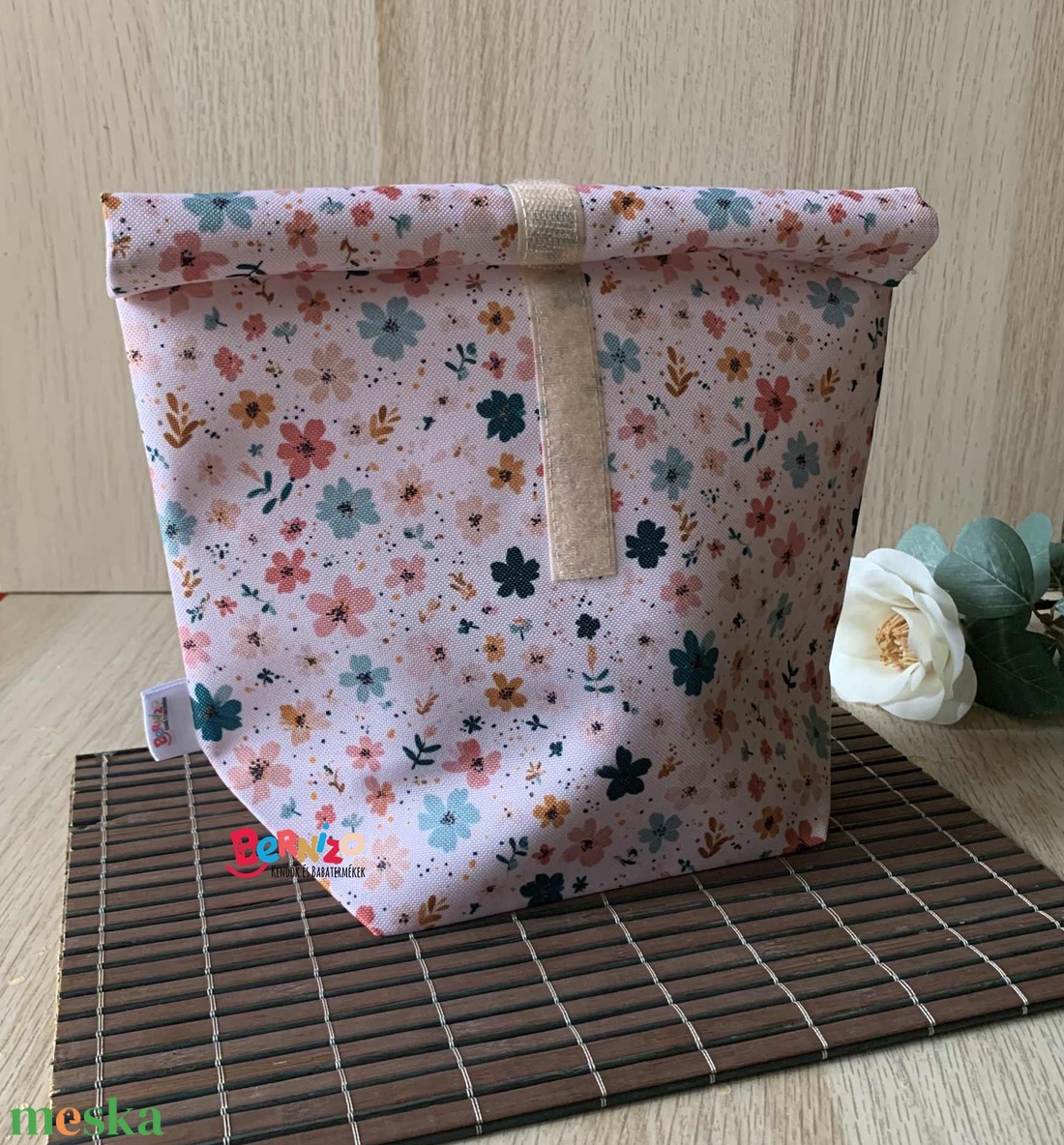 Tavaszi virágos újraszalvéta-uzsonnás zsák szett - táska & tok - uzsonna- & ebéd tartó - szendvics csomagoló - Meska.hu