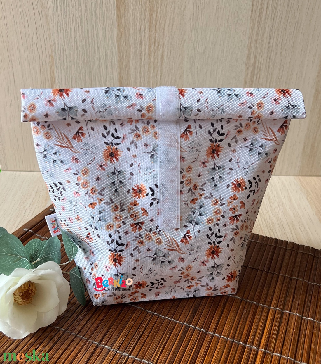 Virágos uzsonnás zsák - táska & tok - uzsonna- & ebéd tartó - szendvics csomagoló - Meska.hu