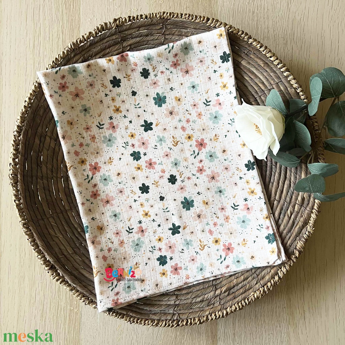 Virágos bambusz muszlin textilpelenka - baba - mama - pelenkázó, babafürdető kellékek - pelenka - Meska.hu