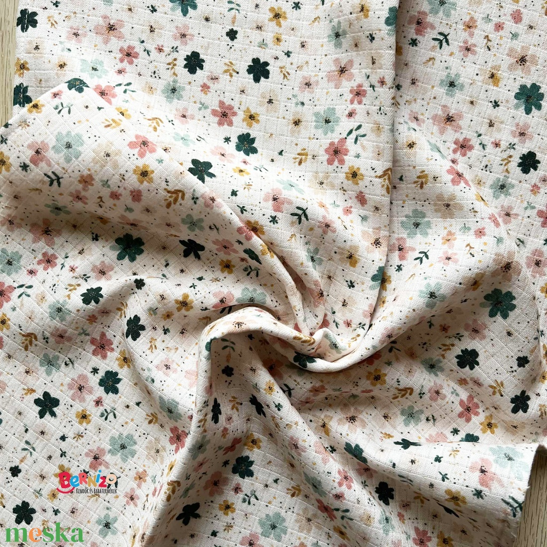 Virágos bambusz muszlin textilpelenka - baba - mama - pelenkázó, babafürdető kellékek - pelenka - Meska.hu