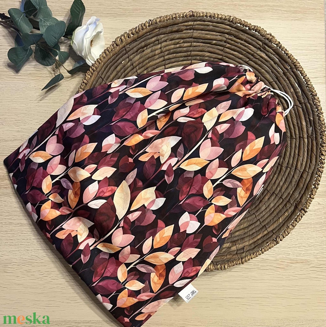 Bordó leveles kenyeres zsák - otthon & életmód - konyhafelszerelés, tálalás - konyhai tárolás - kenyértartó - Meska.hu