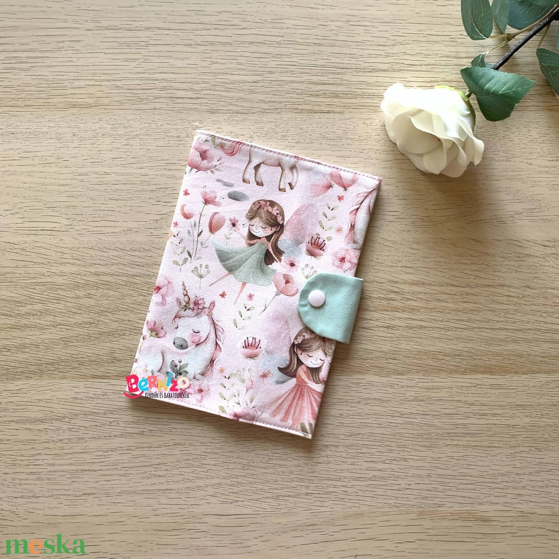 Rózsaszín tündéres egészségügyi kiskönyv borító - baba - mama - babaemlékek - egészségügyi kiskönyv borító - Meska.hu
