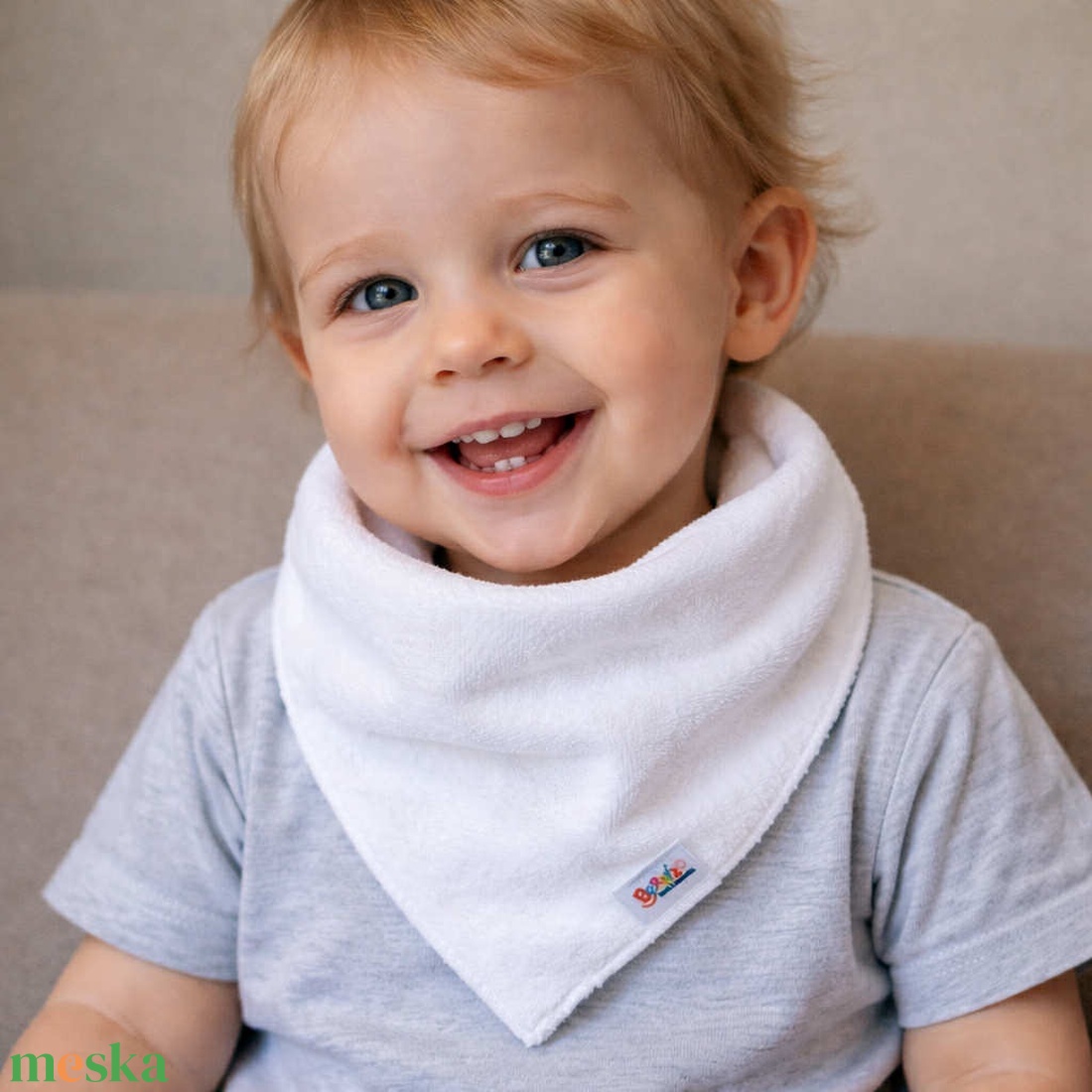 Fehér wellsoft sálkendő - baba - mama - babaruházat - nyálkendő - Meska.hu