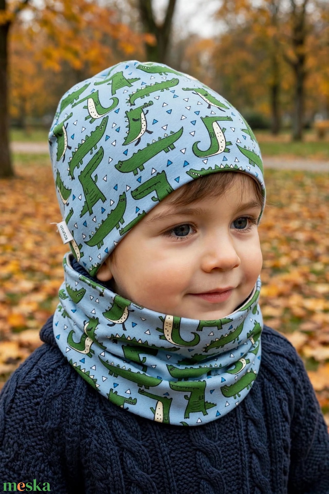 Krokodilos beanie sapka-csősál szett - ruha & divat - sál, sapka, kendő - sapka & sál szett - Meska.hu