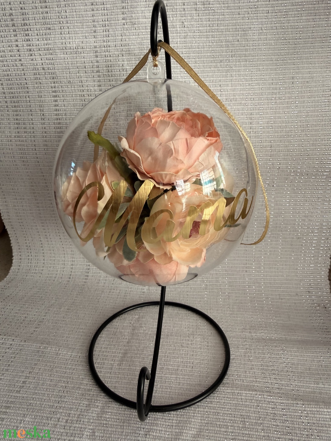 Különleges, kézzel készült virágos gömb Anyák napjára - otthon & életmód - dekoráció - fali és függő dekoráció - függődísz - Meska.hu