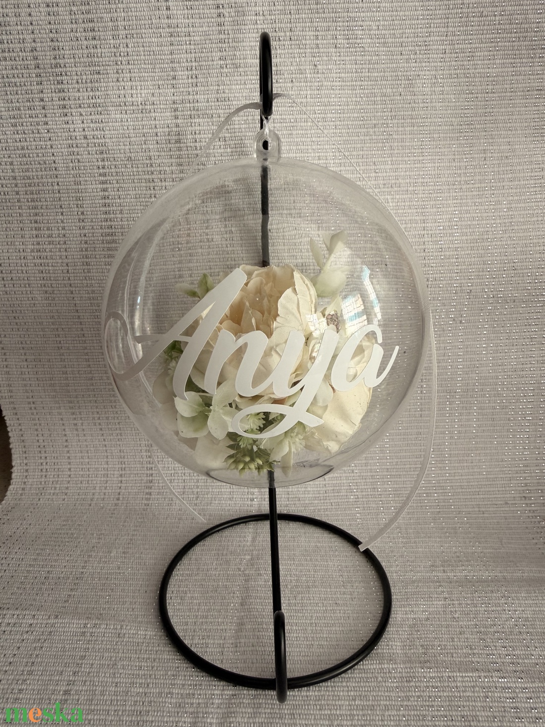 Különleges, kézzel készült virágos gömb Anyák napjára - otthon & életmód - dekoráció - fali és függő dekoráció - függődísz - Meska.hu