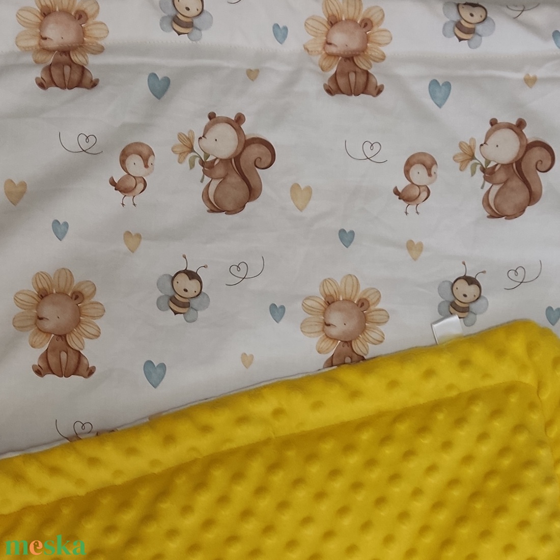 Téli babatakaró - Bee my friend - otthon & életmód - babaszoba, gyerekszoba - babatakaró, gyerek pléd - Meska.hu