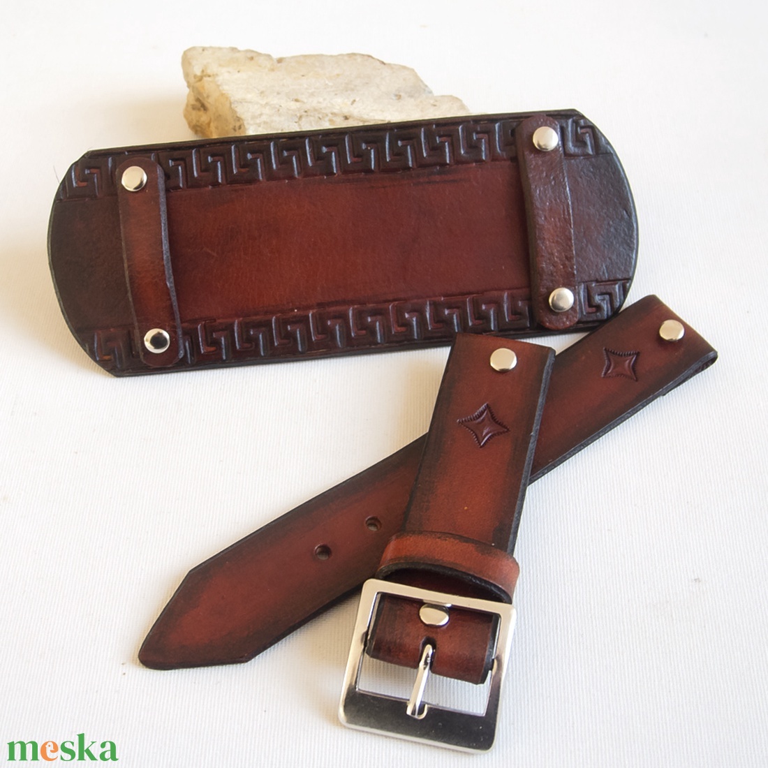 Férfi marhabőr óraszíj, Görög mintás óraszíj férfiaknak, Kézműves óraszíj - ékszer - karóra és ékszeróra - óraszíj - Meska.hu